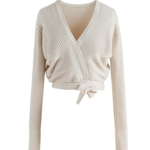 Chicwish Tops - CHICWISH - (NWT) True Colors Knit Wrap Crop Top